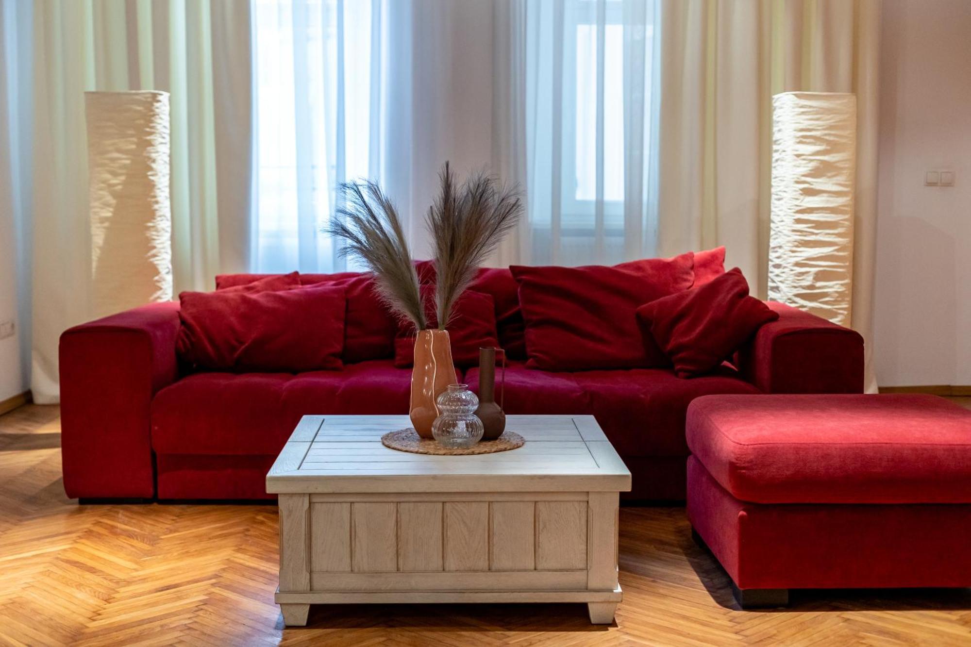 Romari Площа Ринок 28 Apartment ลวีฟ ภายนอก รูปภาพ