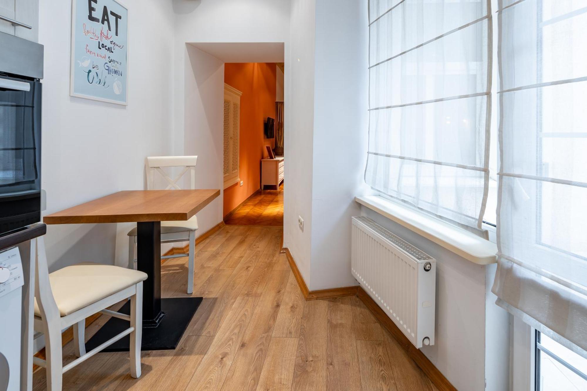 Romari Площа Ринок 28 Apartment ลวีฟ ภายนอก รูปภาพ