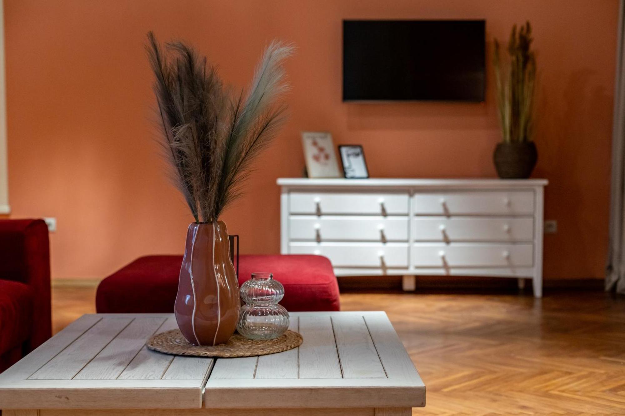 Romari Площа Ринок 28 Apartment ลวีฟ ภายนอก รูปภาพ