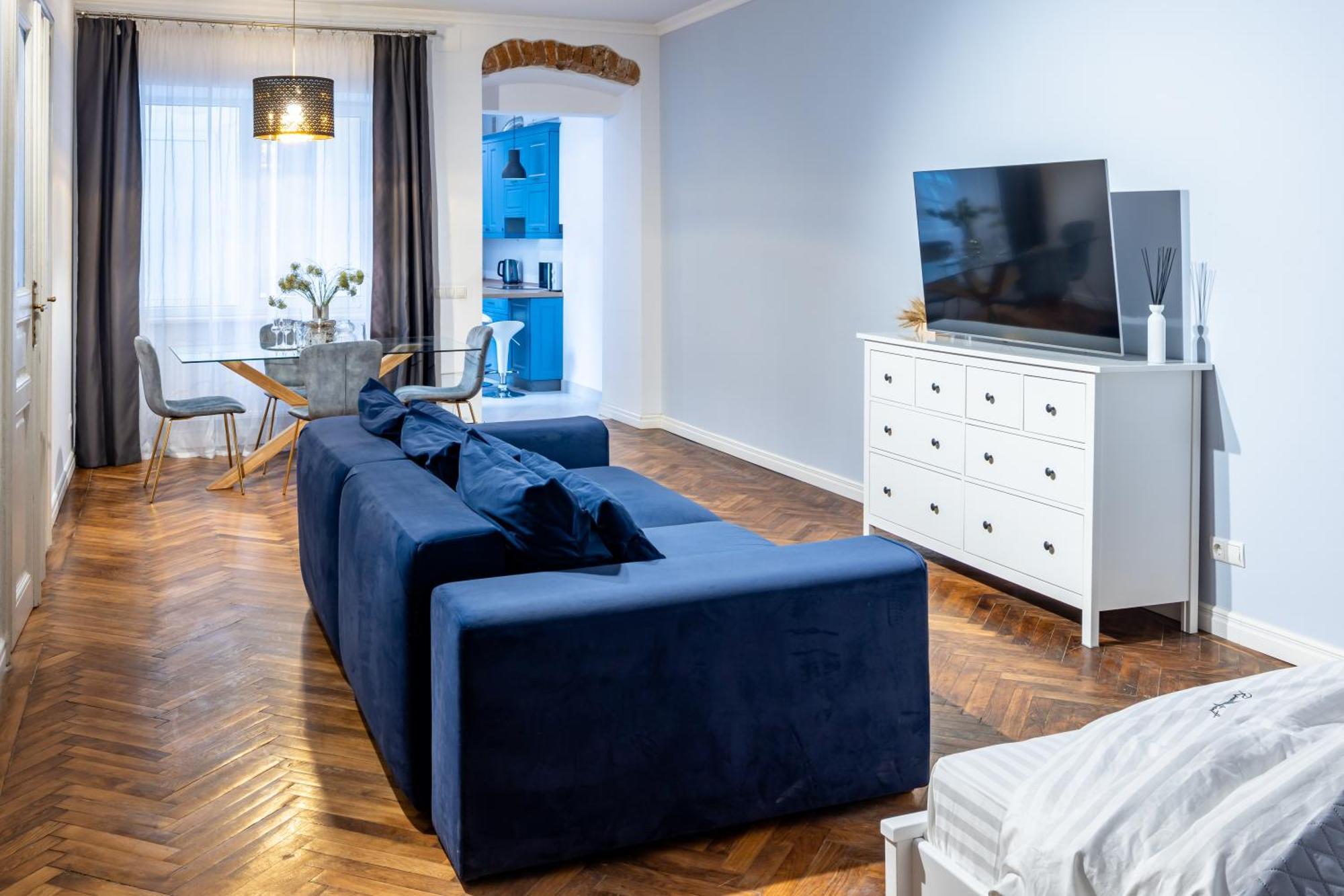 Romari Площа Ринок 28 Apartment ลวีฟ ภายนอก รูปภาพ